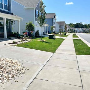 gardening service by It Grow We Mow Lawncare LLC reviewed on August 21, 2025