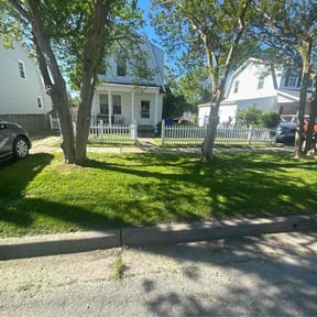 turf maintenance by Jose Perez Landscaping reviewed on August 23, 2023