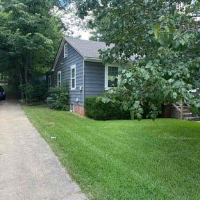 residential landscaping by Grass Whippers reviewed on August 16, 2025