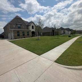 lawn service by Veteran lawncare LLC reviewed on May 15, 2024
