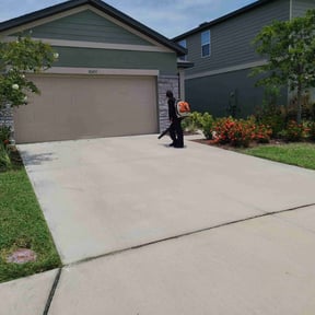 residential landscaping by Elliotts lawn care reviewed on August 16, 2025
