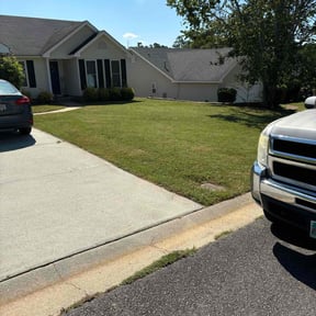 gardening service by Calhoun lawn care reviewed on August 15, 2025