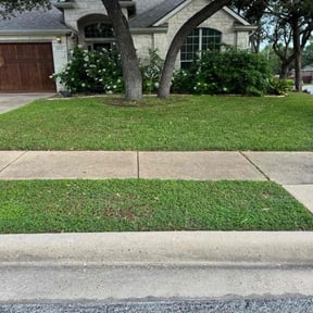 landscaping by Mow It Alls Of Vero LLC reviewed on August 21, 2025