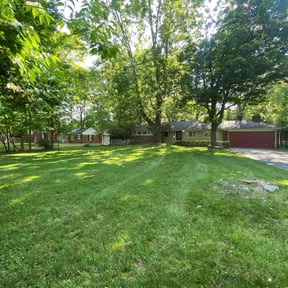 gardening service by Val's lawn care reviewed on August 20, 2025