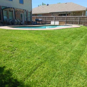 gardening service by JNGLandscaping LLC reviewed on August 19, 2025