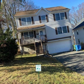 Leaf Removal by Marquez landscape reviewed on August 18, 2025