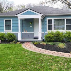 Mulching by bjourklund landscaping reviewed on August 20, 2025