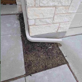 Flower Bed Weeding by Jones&#039; Lawn Care reviewed on November 7, 2025