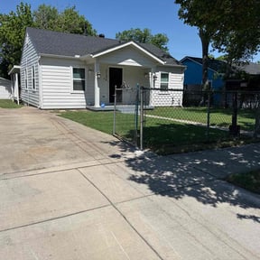 yard maintenance by Neighborhood lawn care Llc reviewed on August 20, 2025