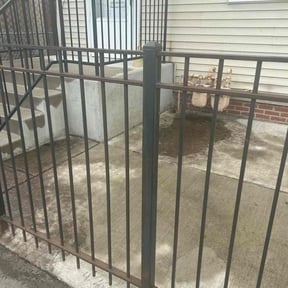 Leaf Removal by B&C Green and Groomed reviewed on August 21, 2025