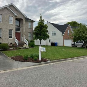 landscaping by Missouri Landscaping reviewed on August 19, 2025