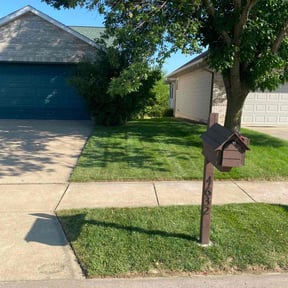 landscaping by Iowa Fence Inc reviewed on August 18, 2025