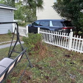 Bush Trimming by Make Your Lawn Shine reviewed on December 7, 2025