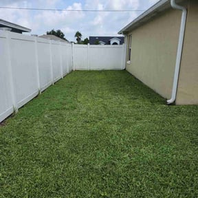 grass cutting by Crowder's lawn care reviewed on August 15, 2025