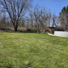yard care by BERGEN LAWNS & LANDSCAPING LLC reviewed on August 21, 2025