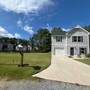 lawn care services by OTG Services reviewed on August 17, 2025