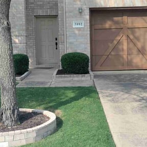 gardening service by Jerrys Lawn Service reviewed on August 19, 2025