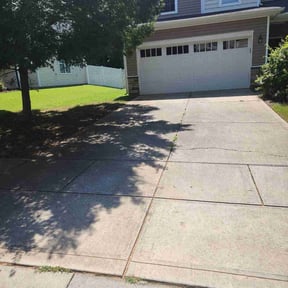 turf maintenance by Krumm Kutters Lawn Care reviewed on April 19, 2024