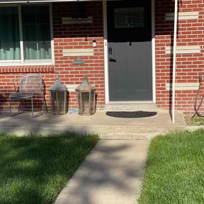 landscaping services by Edge True Cut reviewed on November 20, 2025