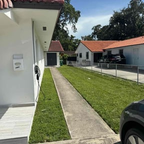 lawn maintenance by Giron Tree Services LLC reviewed on August 6, 2023