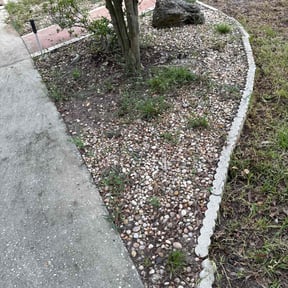 Leaf Removal by Chefs cut lawncare reviewed on September 14, 2025