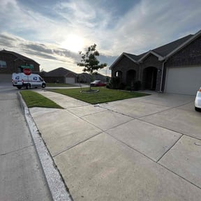 yard service by Please Plant Me Mowing Service reviewed on August 16, 2025