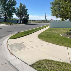 landscaping services by Cottonwood mowing reviewed on August 20, 2025