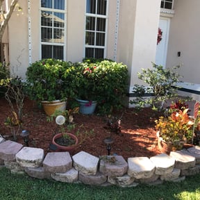 Bush Trimming by Cornhuskerxleaning and More LLC reviewed on August 19, 2025
