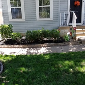 Bush Trimming by Maryhaven farm reviewed on August 21, 2025