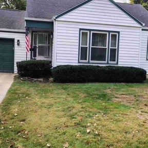 Bush Trimming by Triple L Lawncare reviewed on October 18, 2025