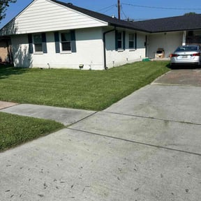 landscaping services by ABM ALL AROUND SERVICES reviewed on August 17, 2025