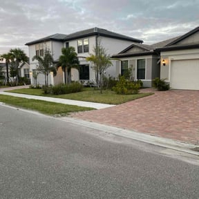 landscaping services by Jose reviewed on November 21, 2025