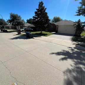 residential landscaping by RTH Lawn Service & Landscaping LLC reviewed on August 19, 2025