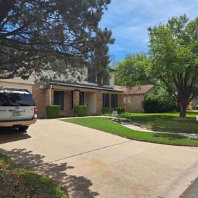 residential landscaping by DWC Lawn & Janitorial Services LLC reviewed on August 17, 2025