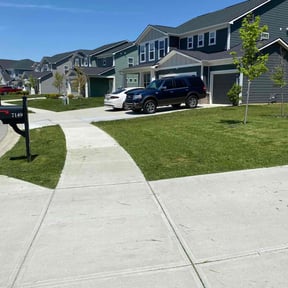 lawn care services by Fairwood Landscape reviewed on December 14, 2021