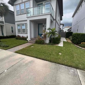 yard work by Artavius Clark reviewed on August 19, 2025