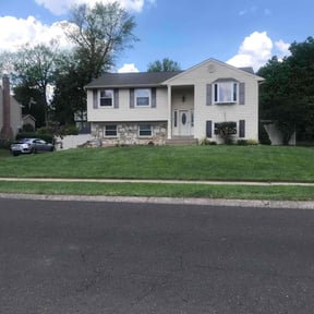 yard maintenance by All Pro Lawn Services LLC reviewed on August 18, 2025