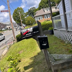 Bush Trimming by Green Collar Lawns reviewed on August 21, 2025