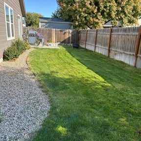 lawn service by Scott&#039;s Lawn Maintenance reviewed on September 19, 2024