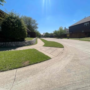 residential landscaping by JJ Lawn and Tree Trimming reviewed on August 20, 2025