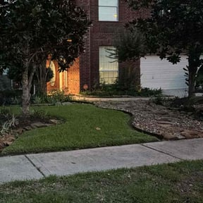 gardening service by Green City Landscaping Co LLC reviewed on December 18, 2025