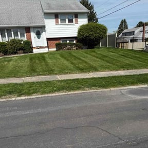 lawn care by ERH landscaping reviewed on July 21, 2025
