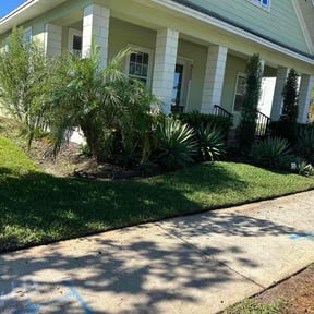 Bush Trimming by Grass Choppers Lawn Care reviewed on October 18, 2025