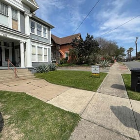 residential landscaping by D&D landscaping & seal coating reviewed on August 20, 2025