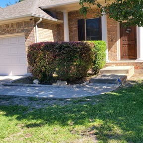 Bush Trimming by Finest Edge Lawn Care reviewed on August 16, 2025