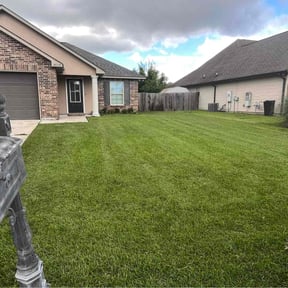 landscaping by Lawless Lawn And Services LLC reviewed on August 17, 2025