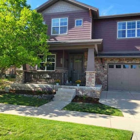 lawn care services by Ravens Vue reviewed on August 15, 2025