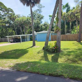 landscape maintenance by Tubby's Lawn Care Services, LLC reviewed on August 21, 2025