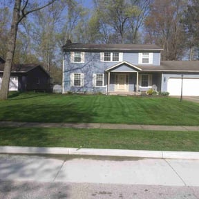 yard care by Re Image lawn care reviewed on August 19, 2025