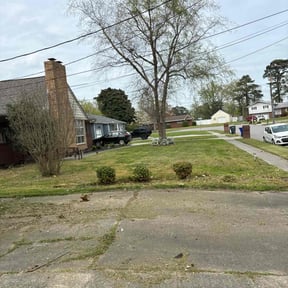 Bush Trimming by Goat Lawn Care reviewed on November 24, 2025